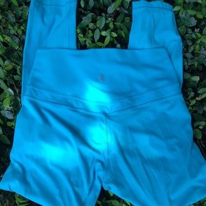 Size 8 Lululemon BRIGHT Blue Align